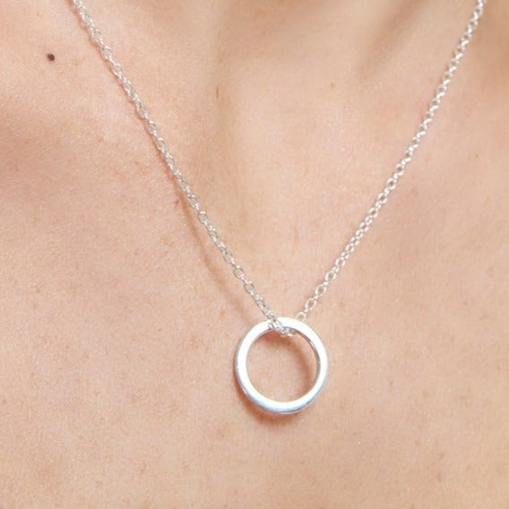 Sterling Silver Ring Pendant & Chain