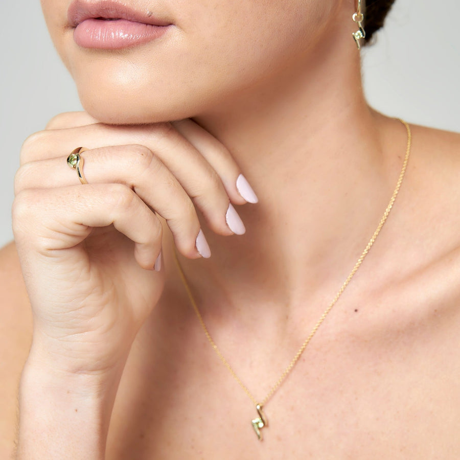 9ct Gold Peridot Pendant & Chain