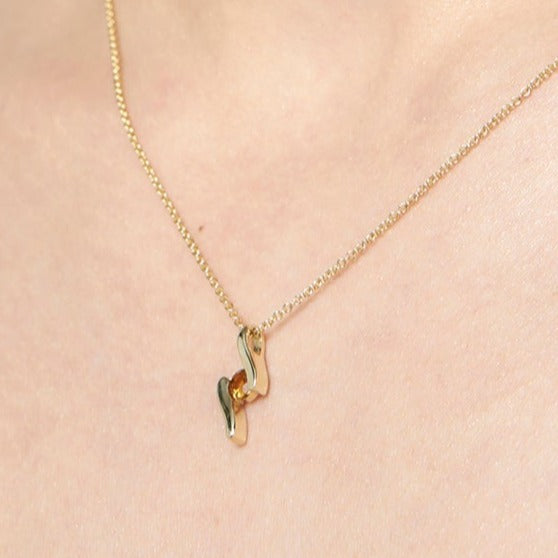 9ct Gold Citrine Pendant & Chain
