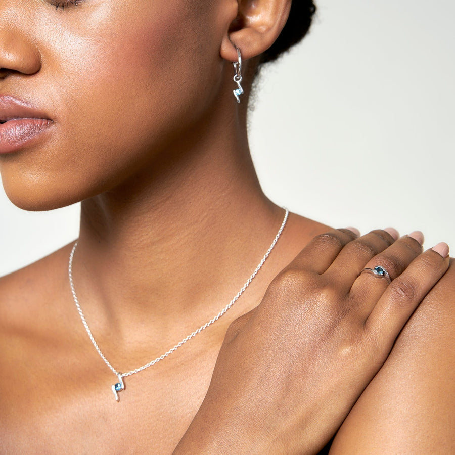 Sterling Silver London Blue Topaz Pendant & Chain