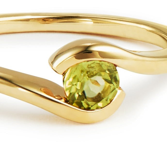 9ct Gold Peridot Ring