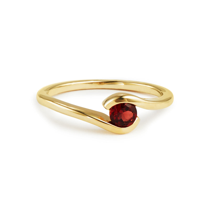 9ct Gold Red Garnet Ring