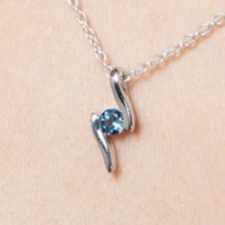 Sterling Silver London Blue Topaz Pendant & Chain